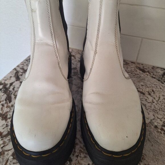 Dr Martens  Chelsea Platform Chelsea Boots Size 9 - Picture 1 of 14